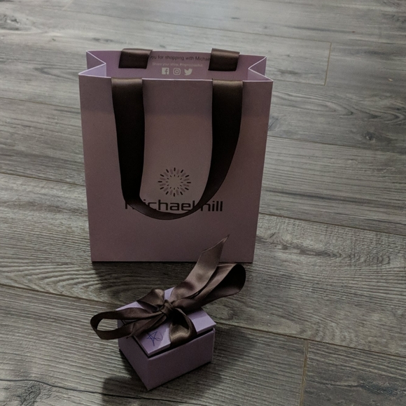 Adjustable Michael Hill bracelet - Picture 2 of 6